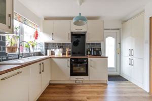 Kitchen- click for photo gallery